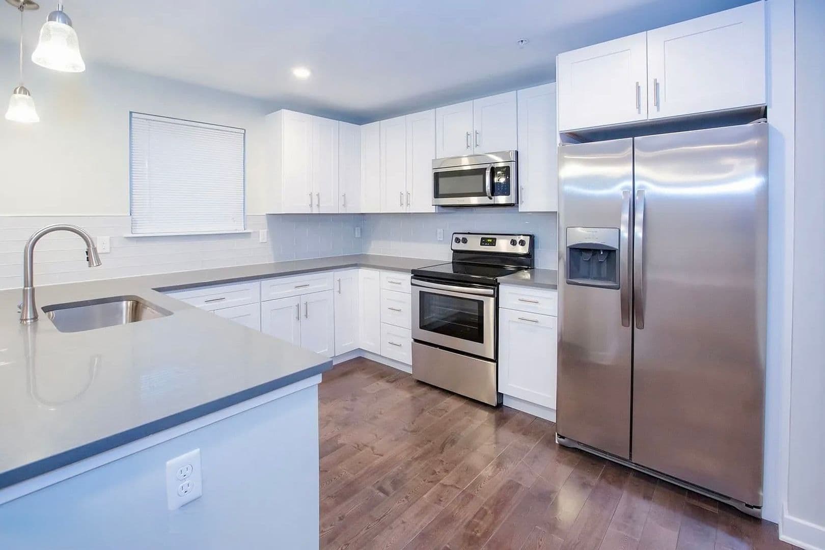Philadelphia Apartment: 1228 W College Ave