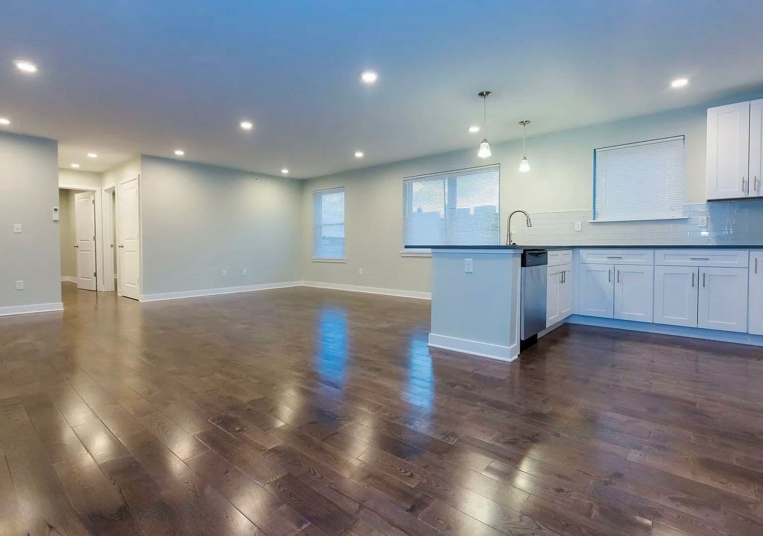 Philadelphia Apartment: 1228 W College Ave
