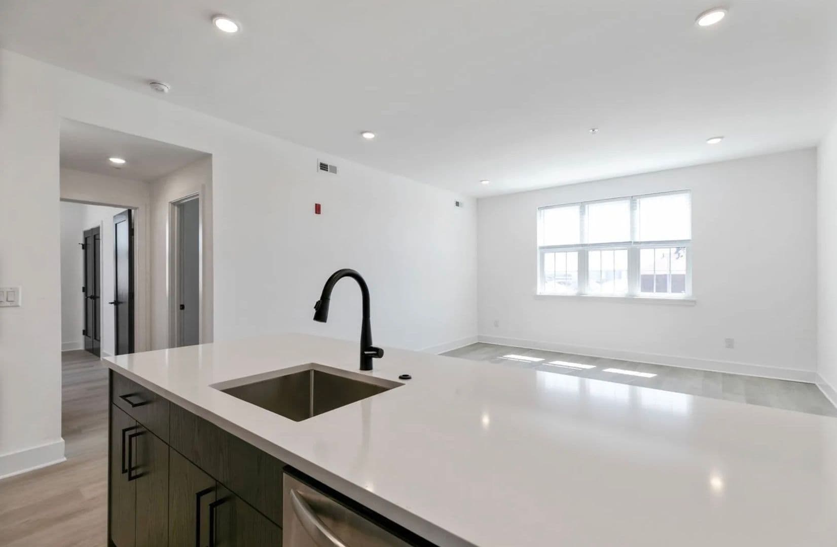 Philadelphia Apartment: 3045 Richmond Street