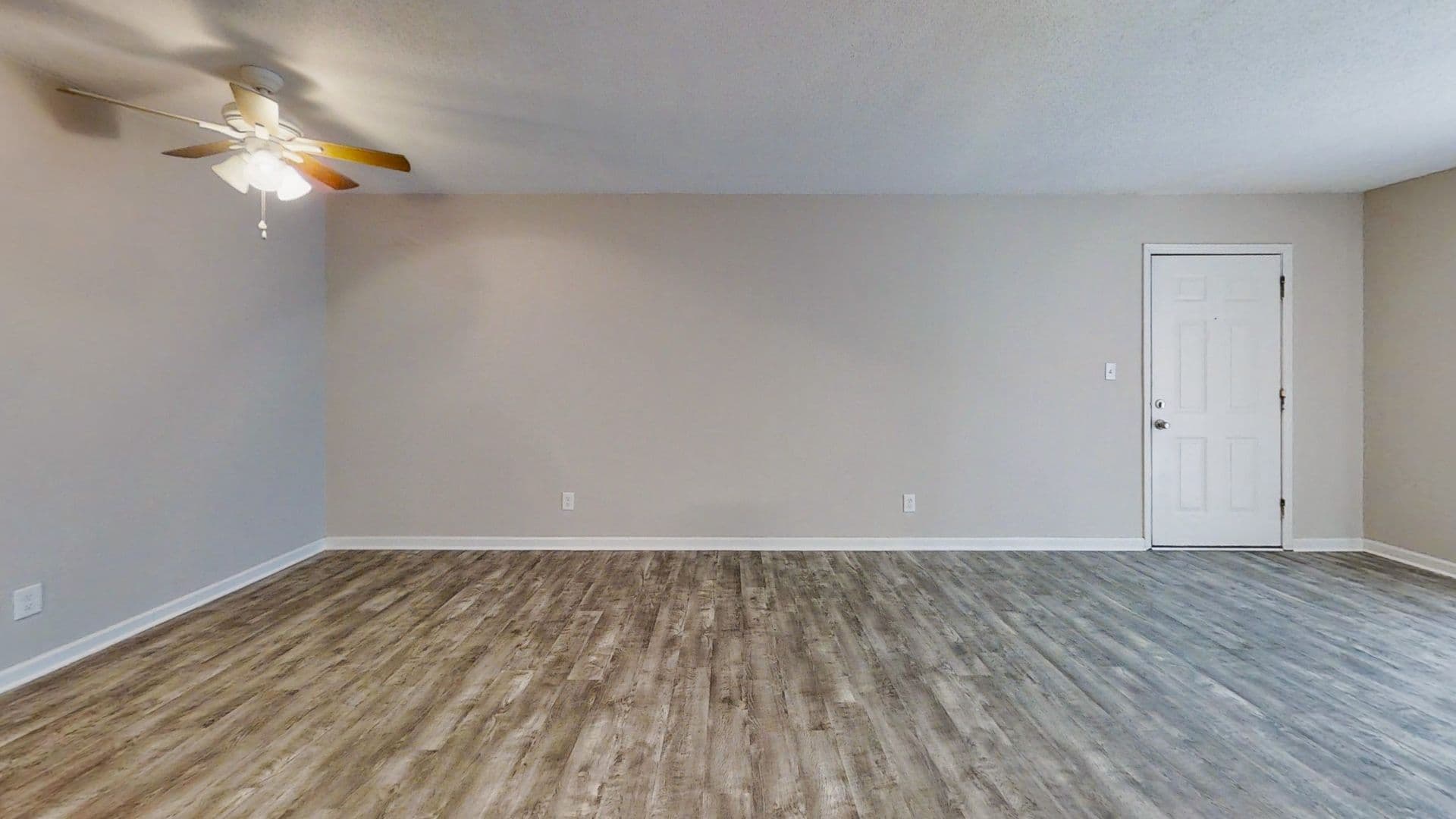Carbondale Apartment: 900 E Grand Ave