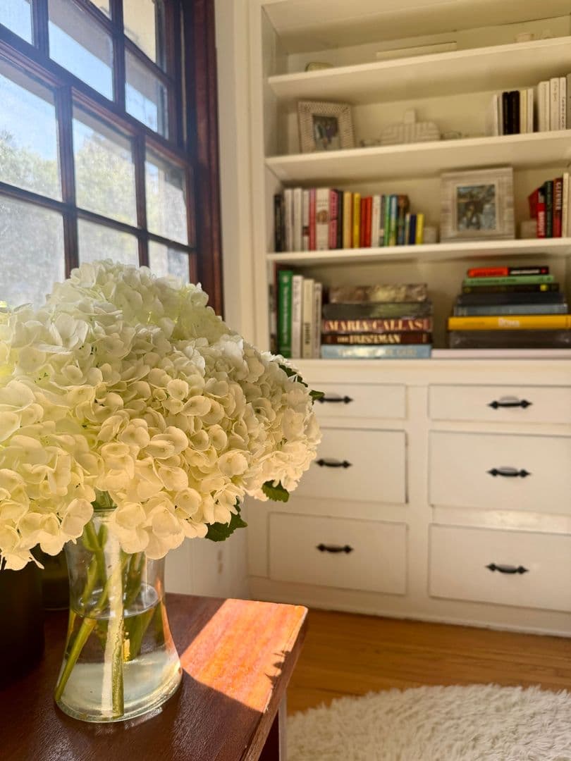 Los Angeles House: 2828 Laurel Canyon Pl