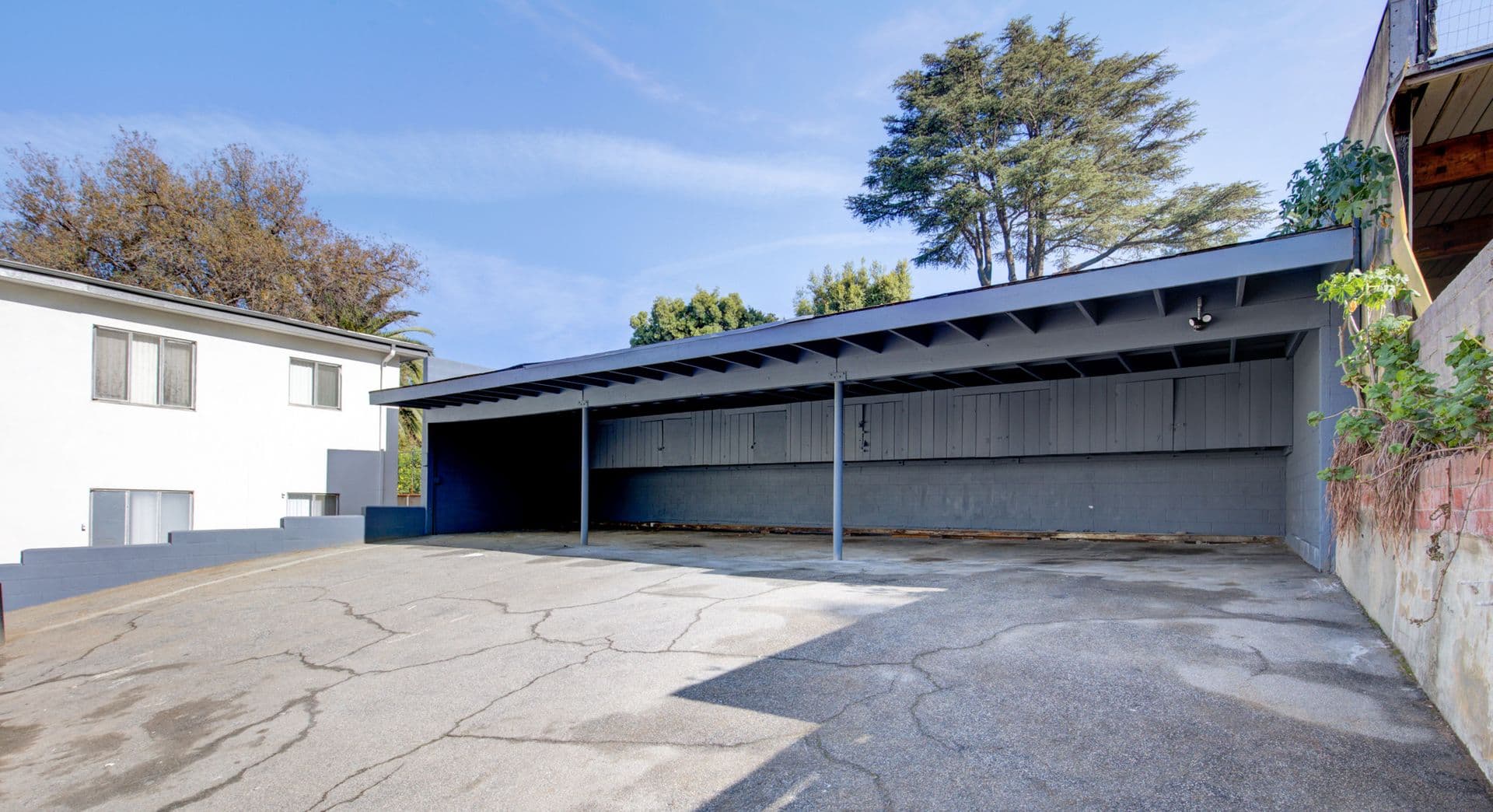 Los Angeles Apartment: 2314 Glendale Blvd