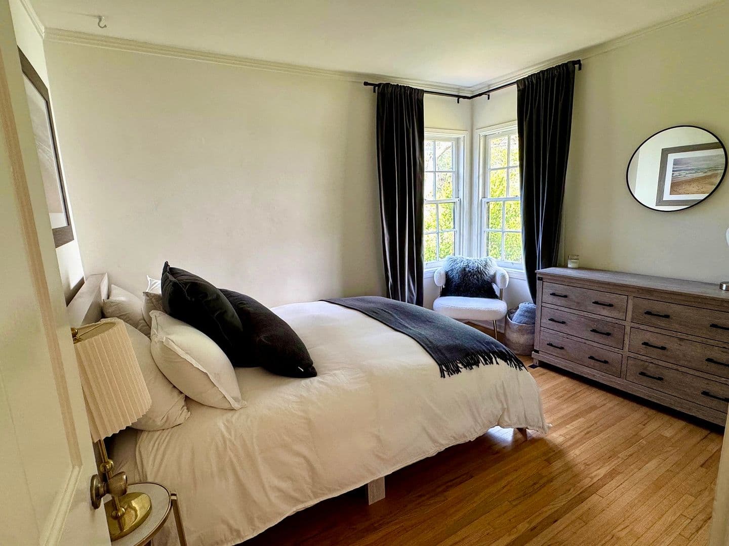 Los Angeles House: 2828 Laurel Canyon Pl