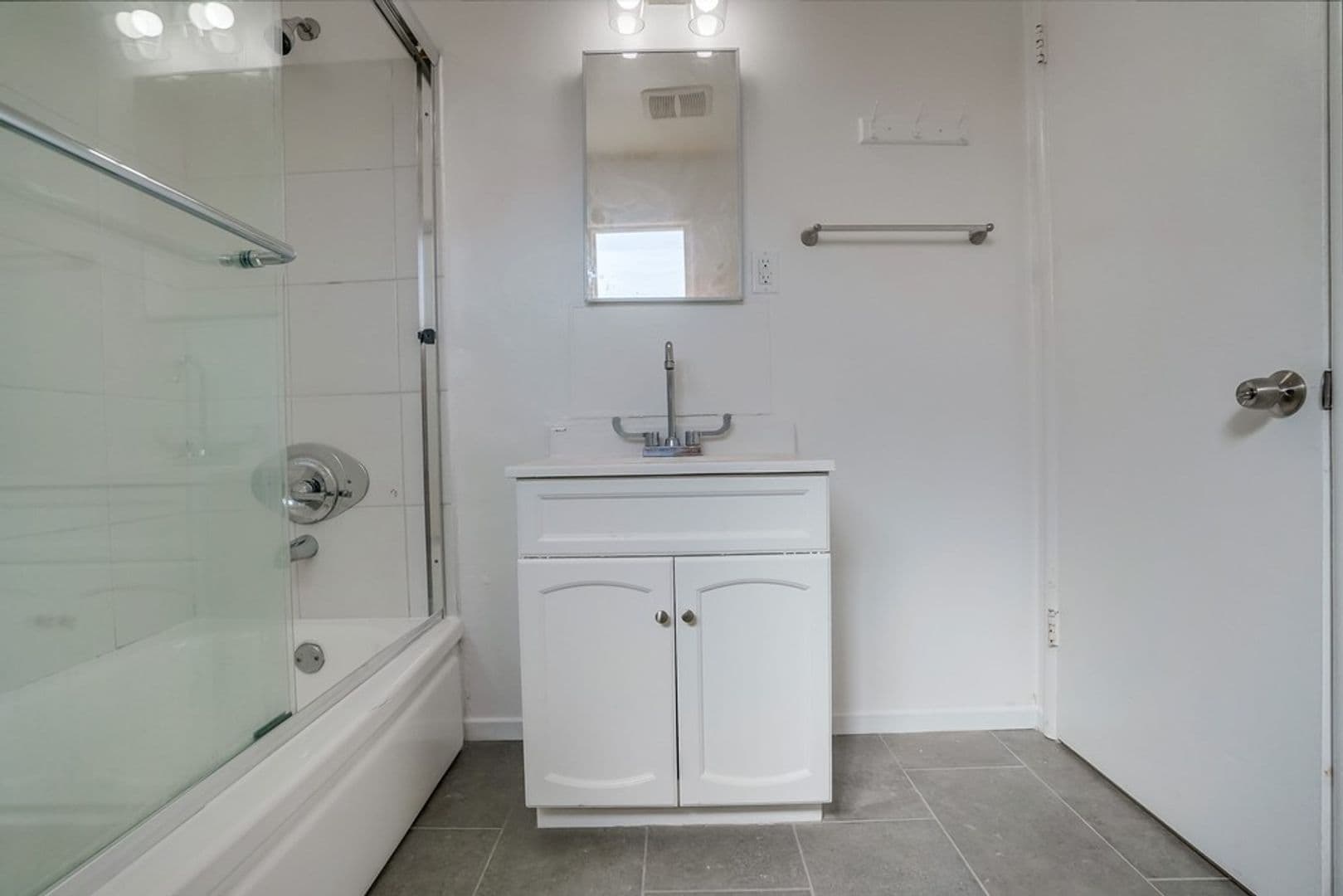 Inglewood Apartment: 629 Hardin Drive