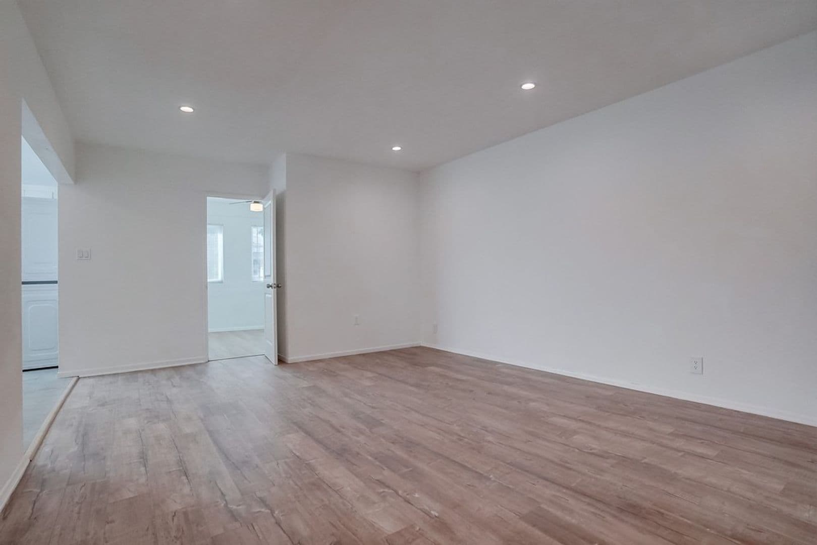 Inglewood Apartment: 629 Hardin Drive