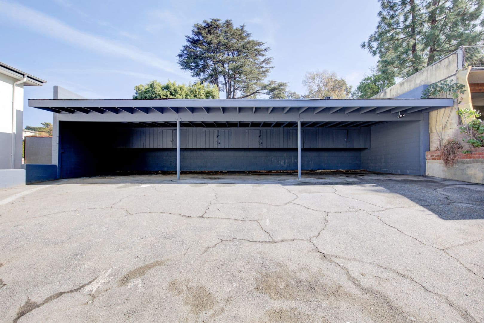 Los Angeles Apartment: 2314 Glendale Blvd