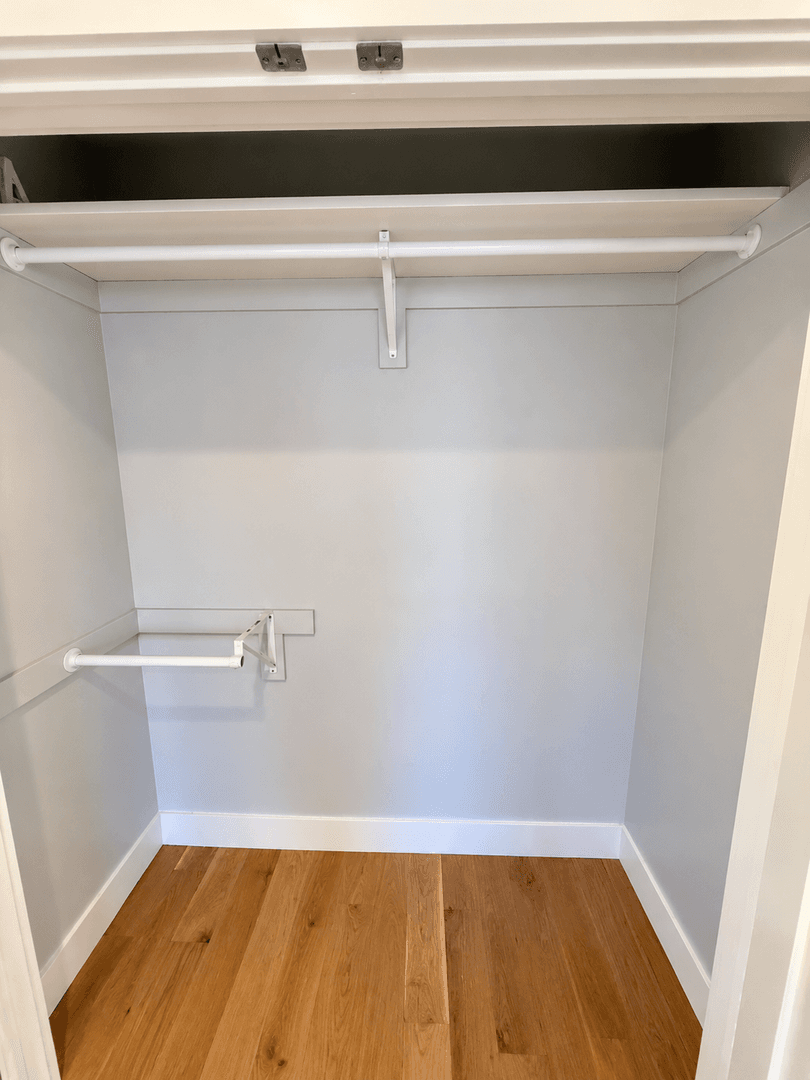Santa Monica Apartment: 724 Ashland Ave