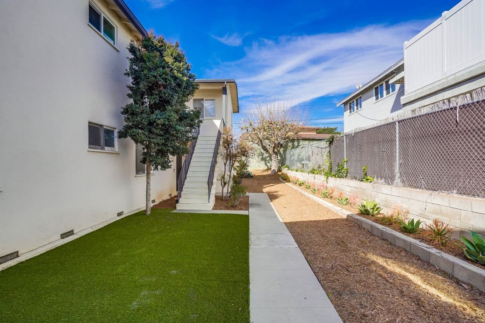Inglewood Apartment: 629 Hardin Drive