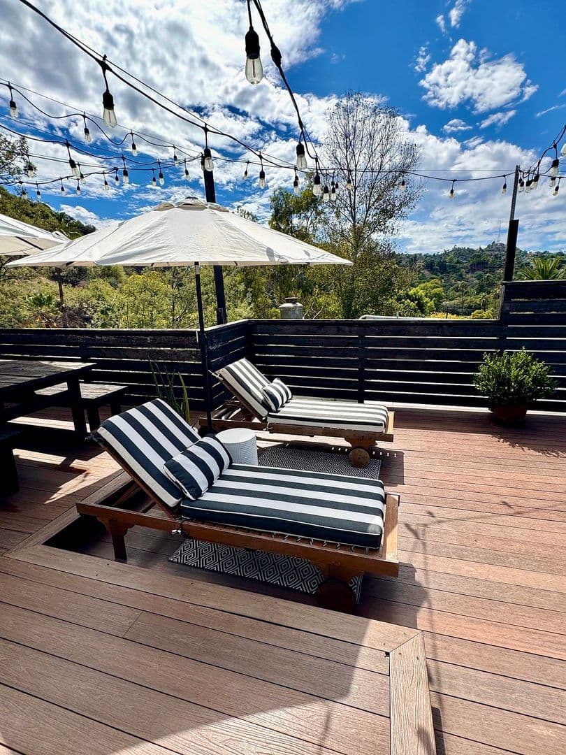 Los Angeles House: 2828 Laurel Canyon Pl