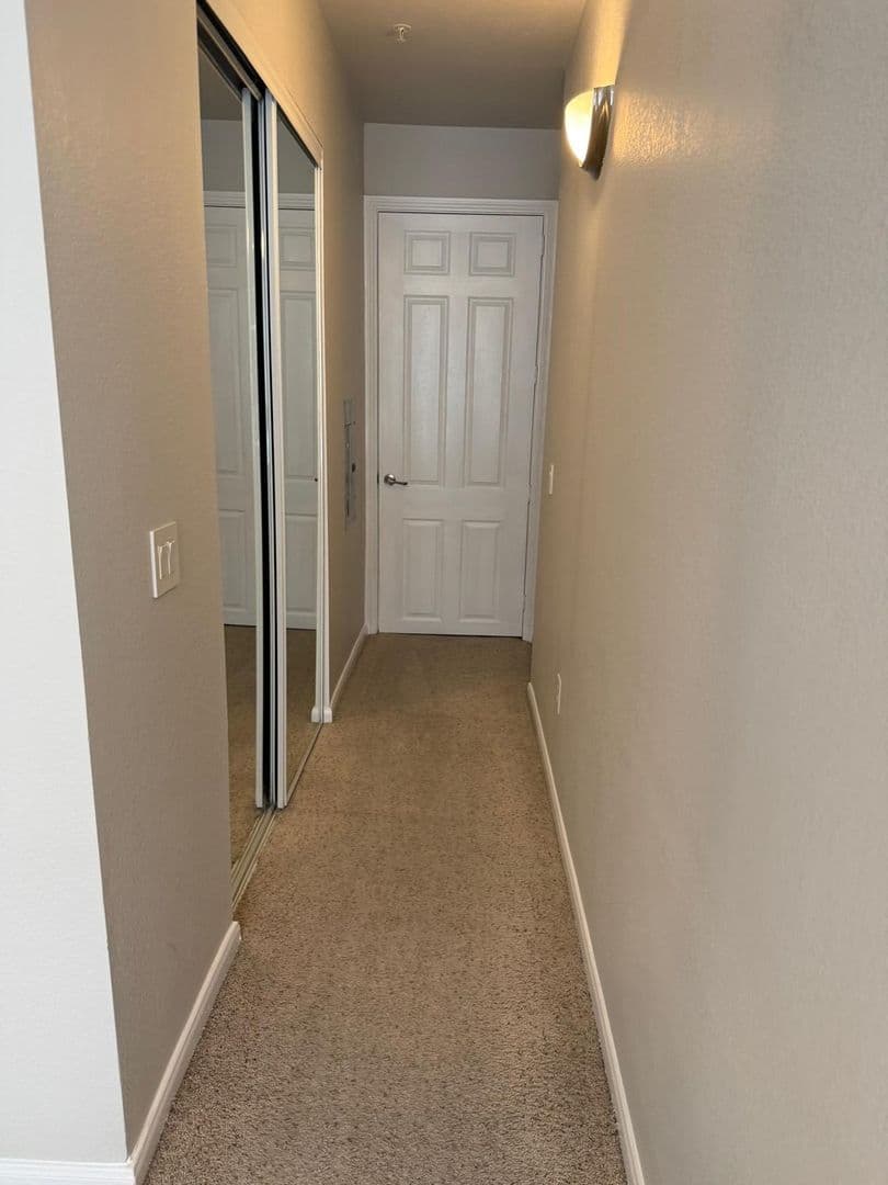 Houston House: 7575 Kirby Drive #2226