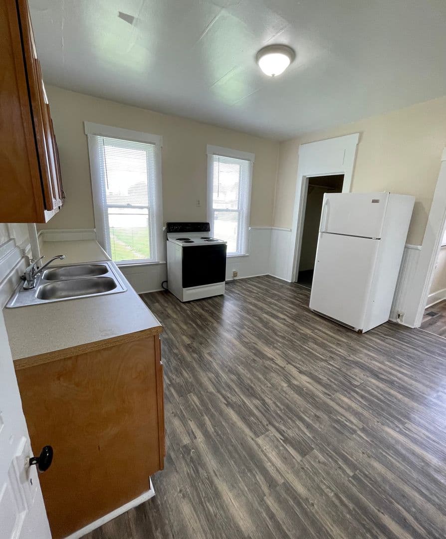 Middletown House: 1100 Baltimore Street