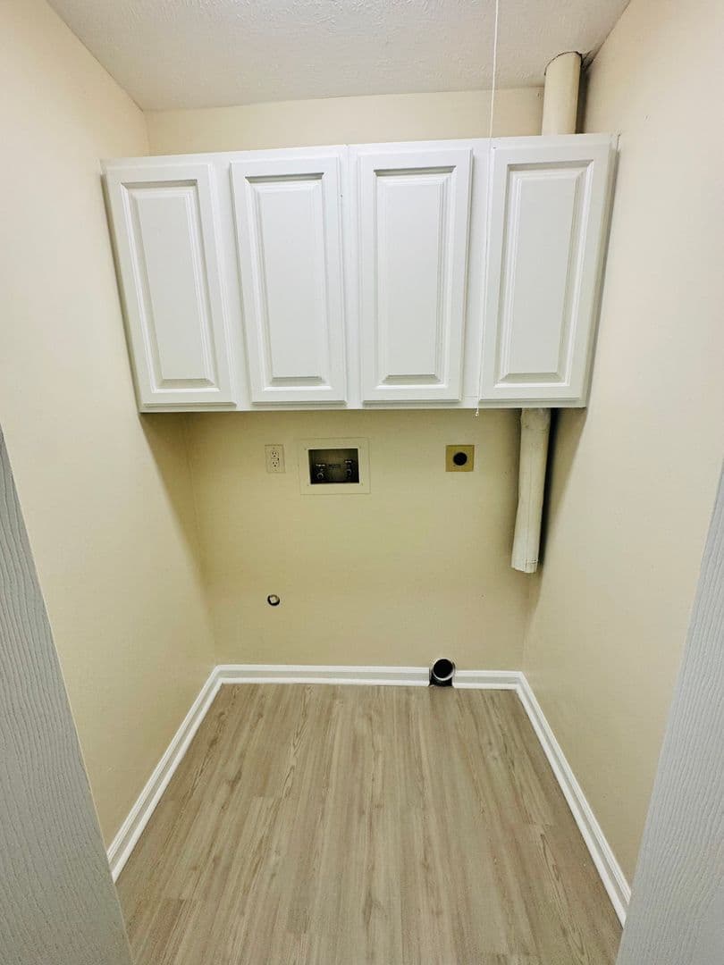 Middletown Apartment: 1408 Jackson Lane