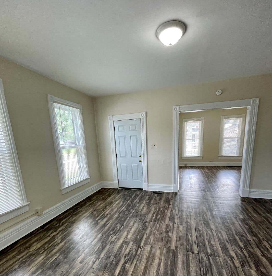 Middletown House: 1100 Baltimore Street