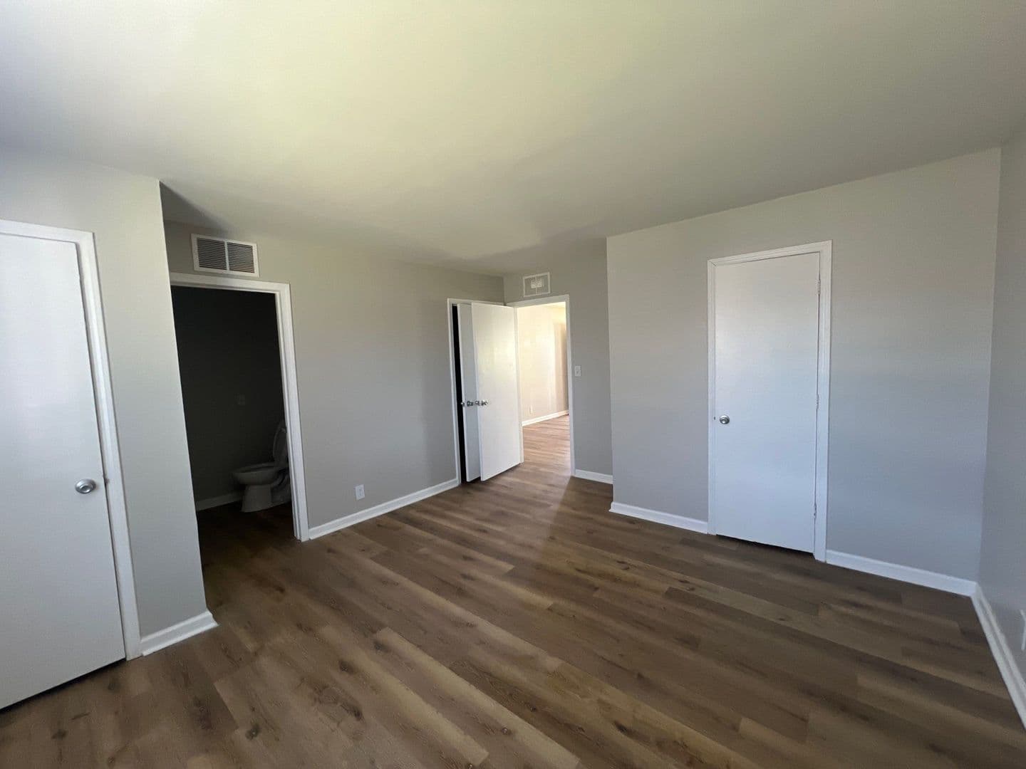 Nashville Apartment: 5700 Leslie Avenue