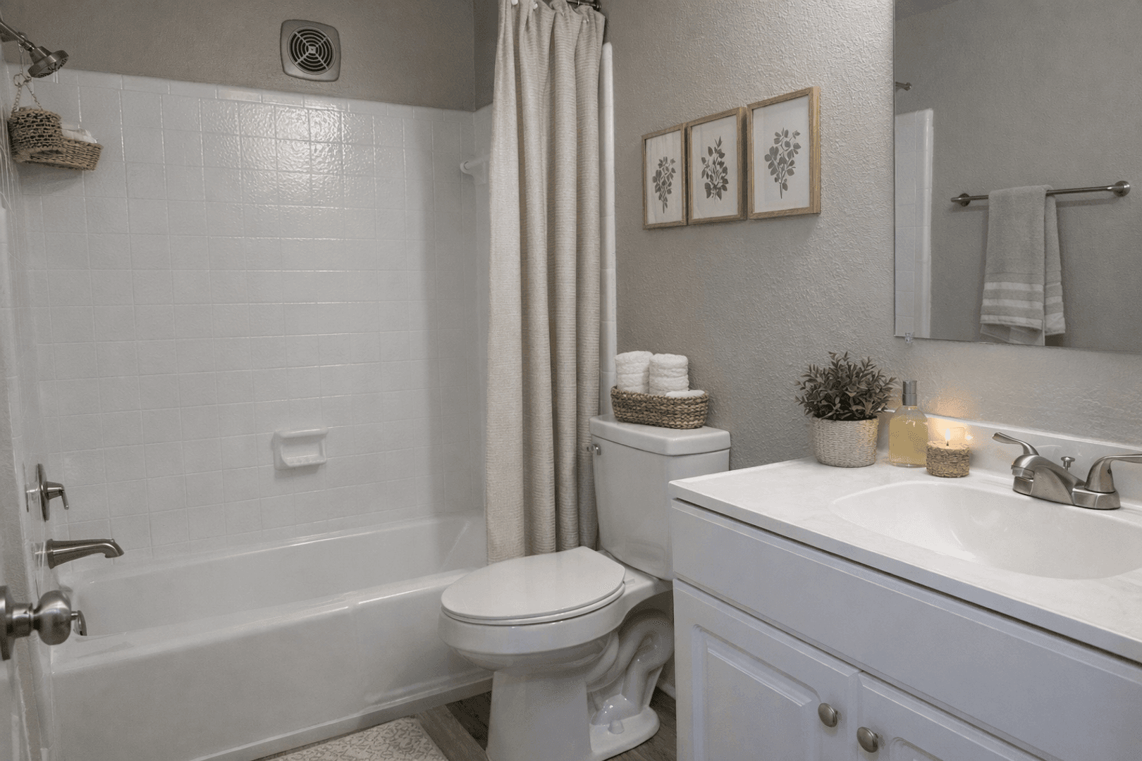 Murfreesboro Apartment: 1315 E. Castle Street