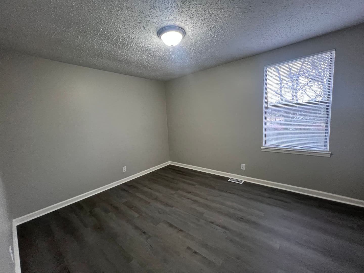 Gallatin House: 226 Greenleaf Circle