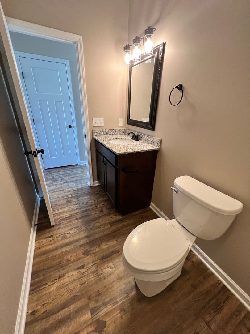 Shelbyville Apartment: 216 Buffalo Valley Drive