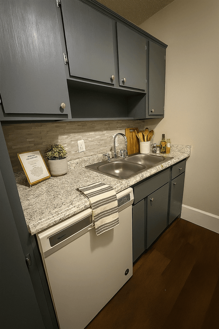 Murfreesboro Apartment: 1315 E. Castle Street