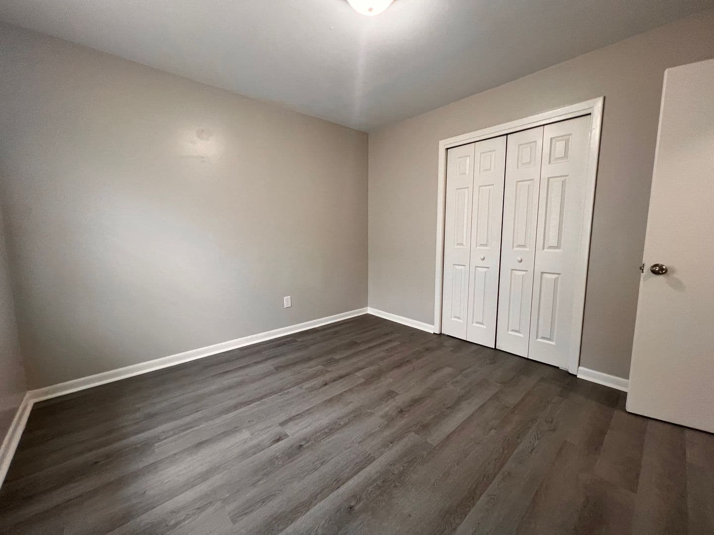 Livingston Apartment: 900 Preston Street - D