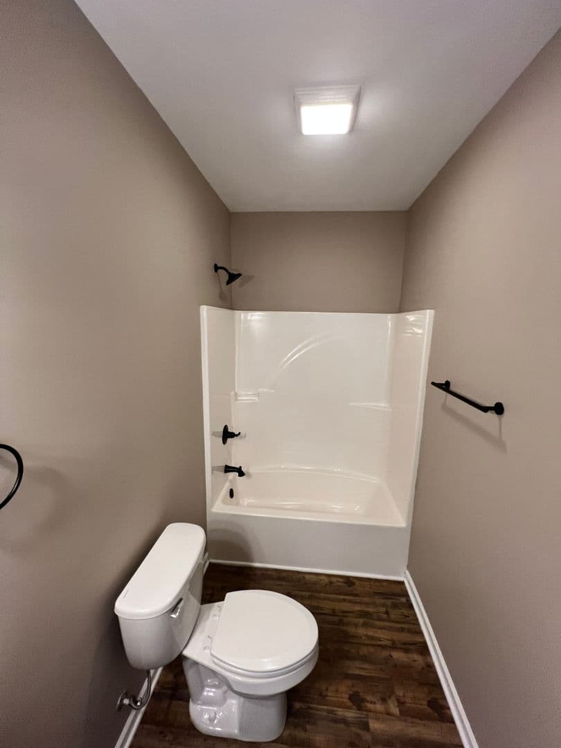 Shelbyville Apartment: 216 Buffalo Valley Drive