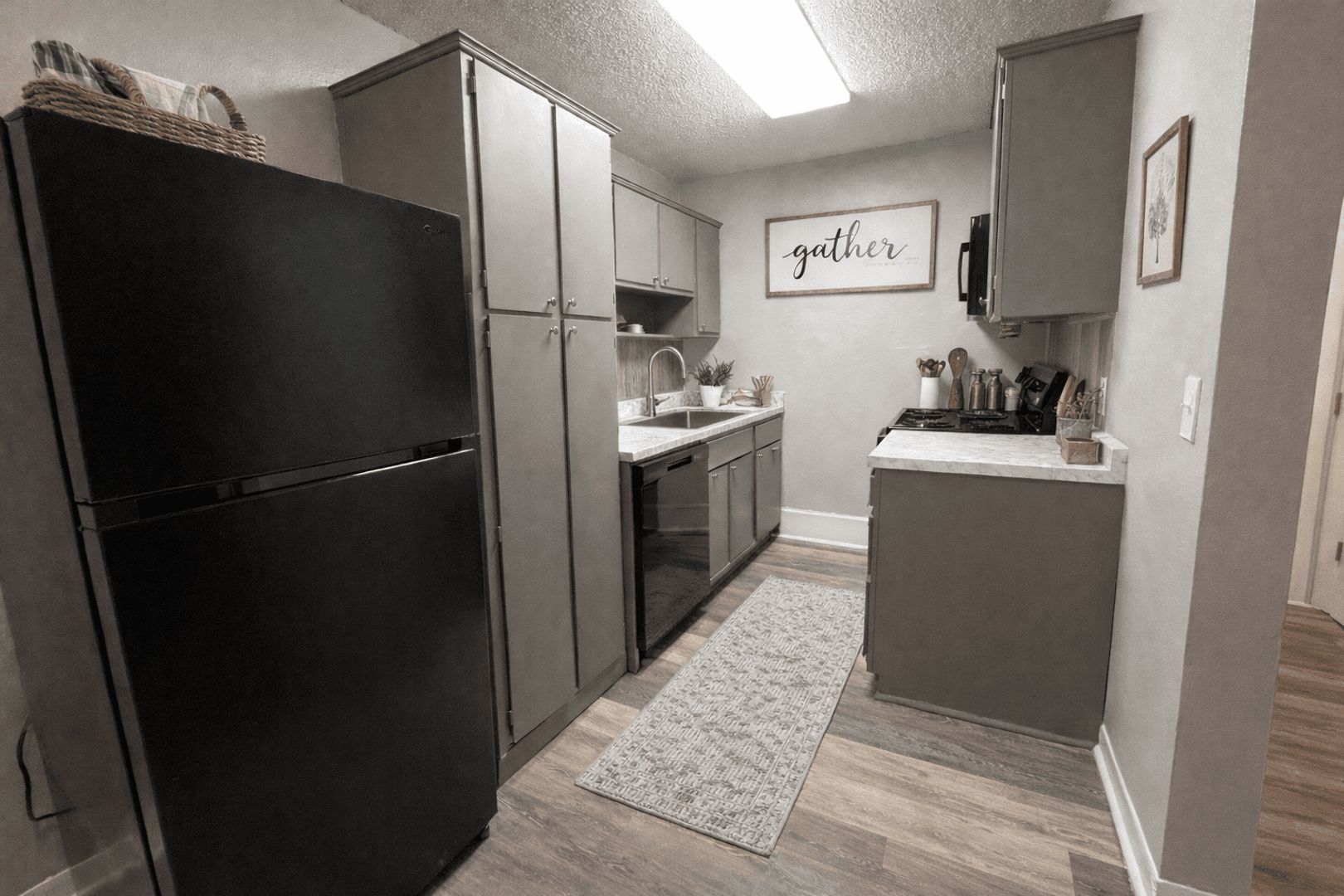 Murfreesboro Apartment: 1315 E. Castle Street