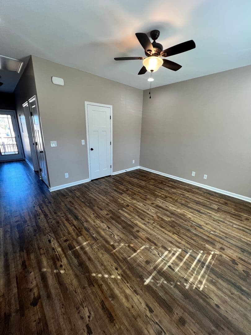 Shelbyville Apartment: 212 Buffalo Valley Drive