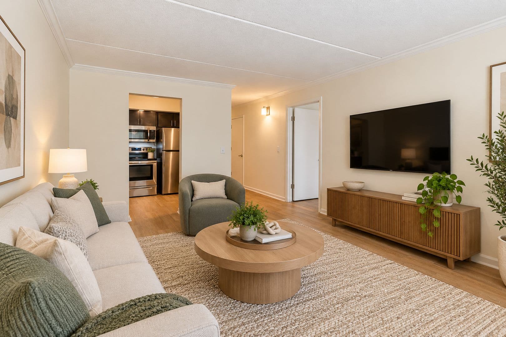 Chattanooga Apartment: 2627 Hixson Pike