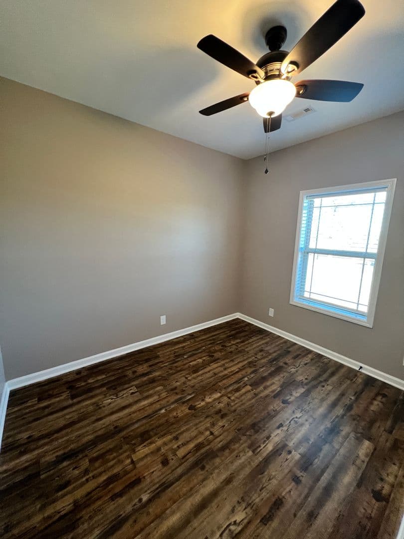 Shelbyville Apartment: 212 Buffalo Valley Drive