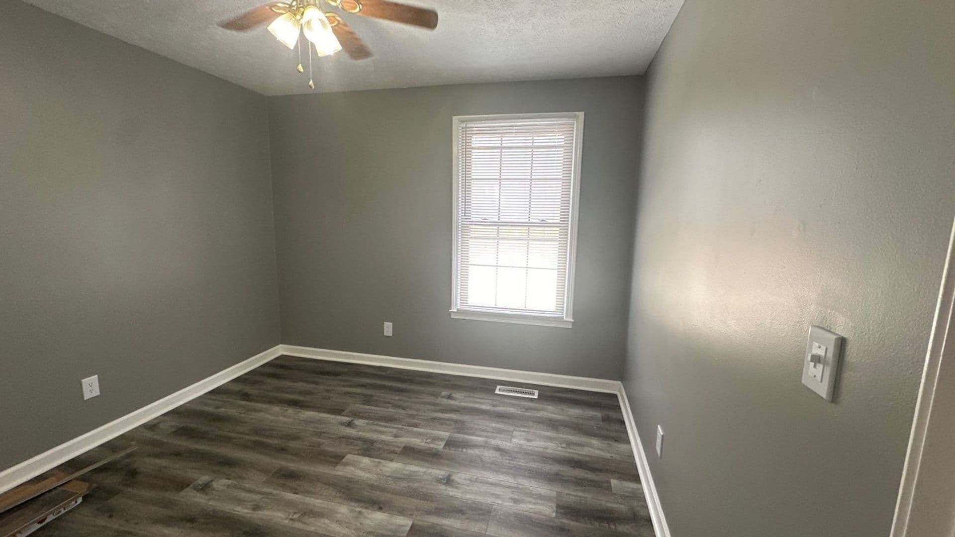 Ashland City Apartment: 111 Oliver Street