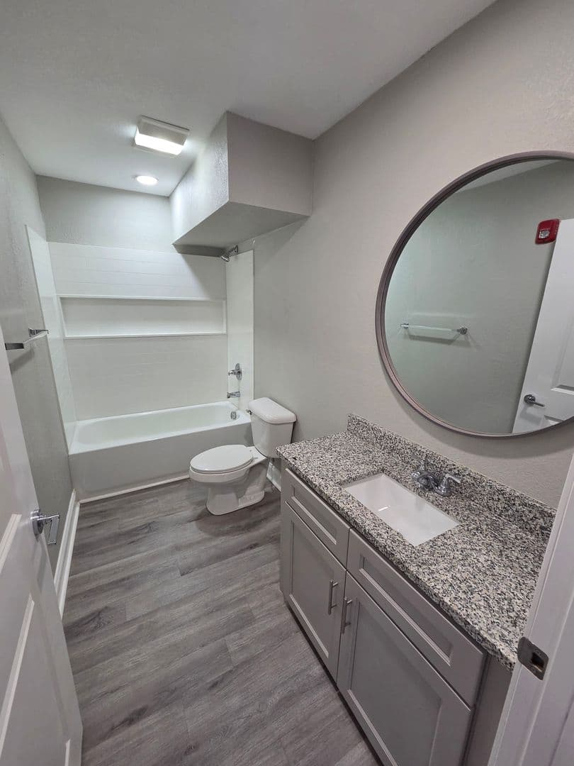 Knoxville Apartment: 2300 Davenport Rd.