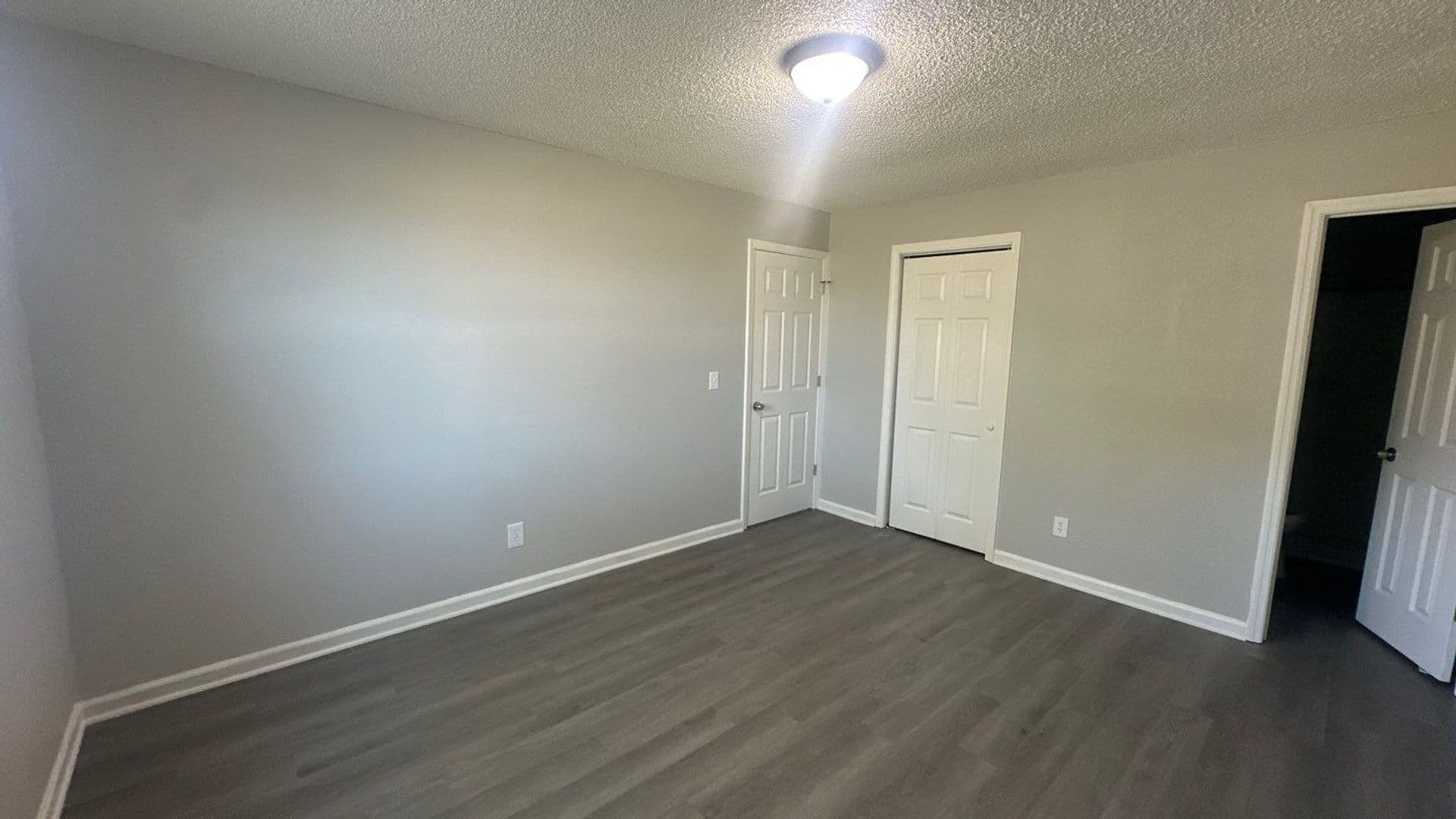 Gallatin House: 104 Walnut Crest Drive
