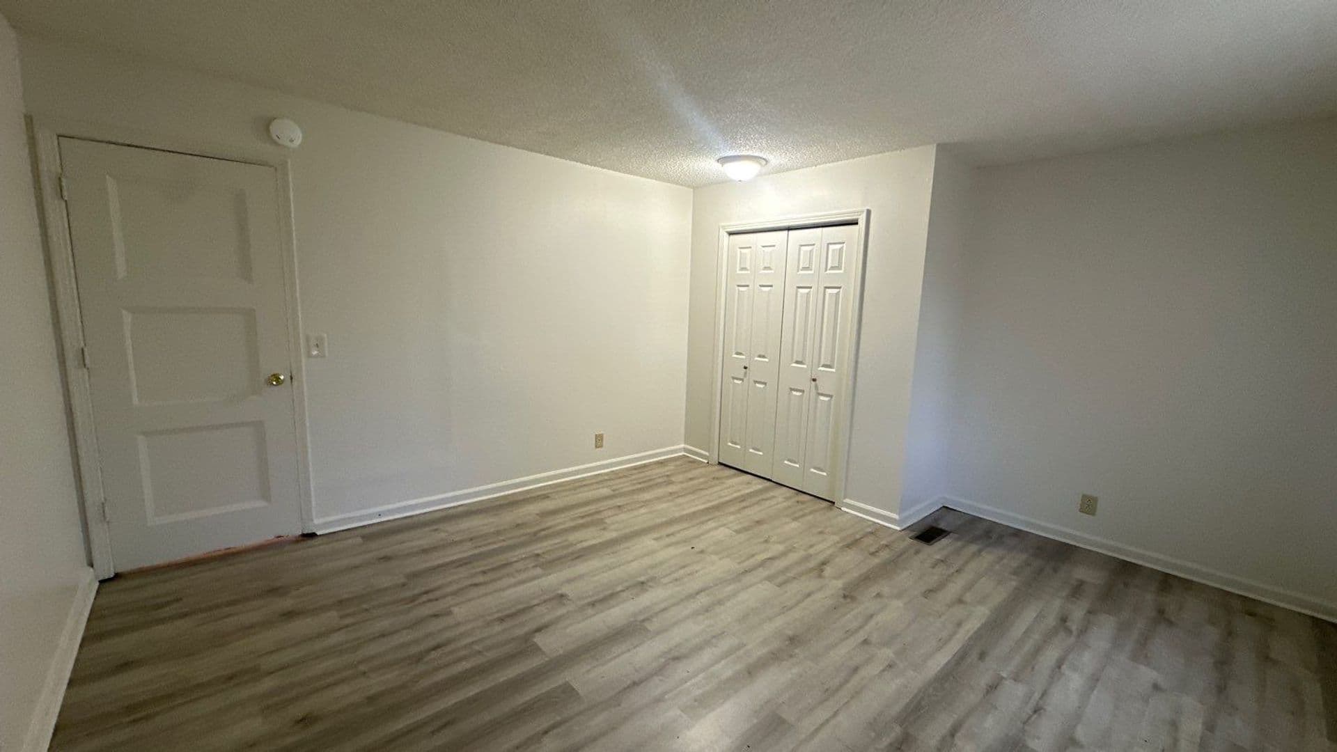 Gallatin Apartment: 1041 Woods Ferry Road