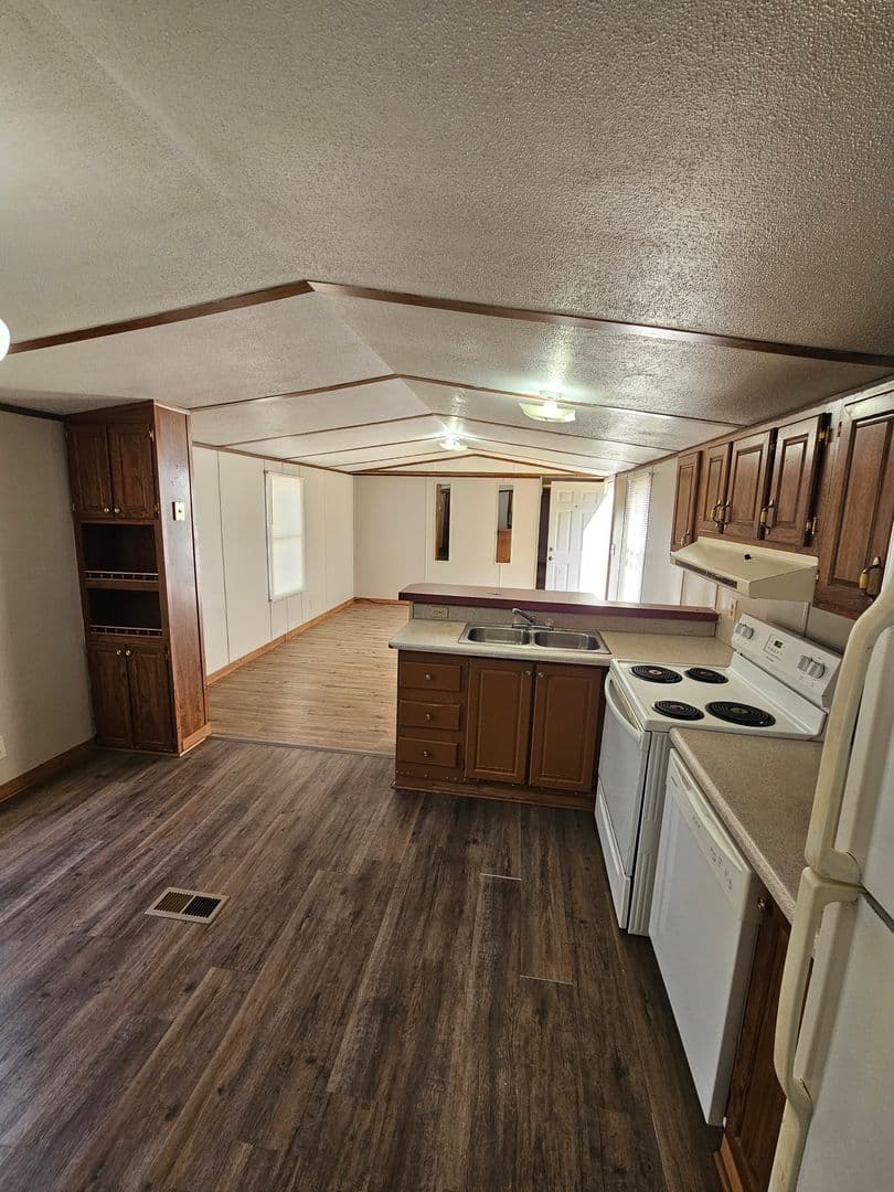 Johnson City Apartment: 1412 Colony Park Drive