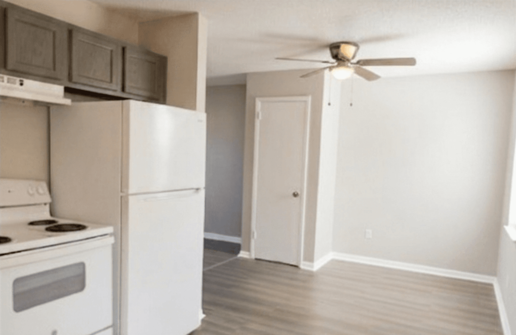 Pulaski Apartment: 1000 Garden Meadows Dr