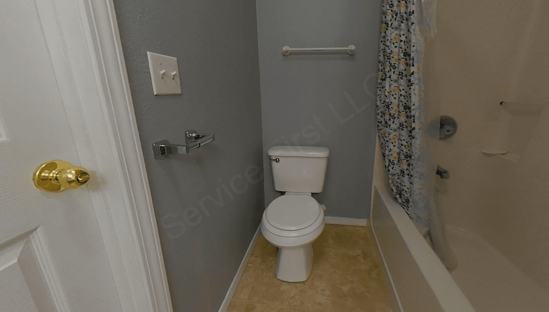 Dexter Apartment: 606 Allison St