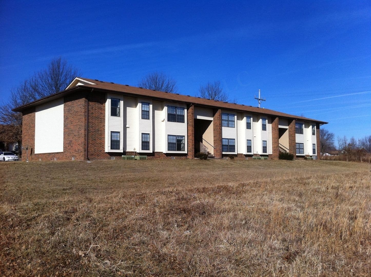 Bolivar Apartment: 915 W College
