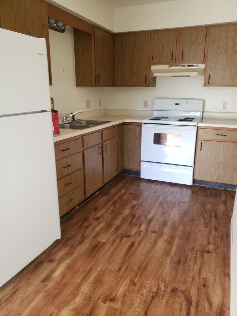 Ashland Apartment: 200 Church St