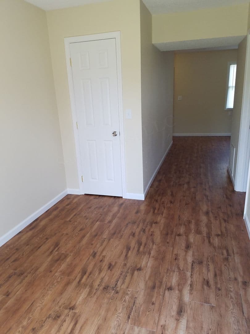 Dexter Apartment: 11925 S 2 Mile Rd