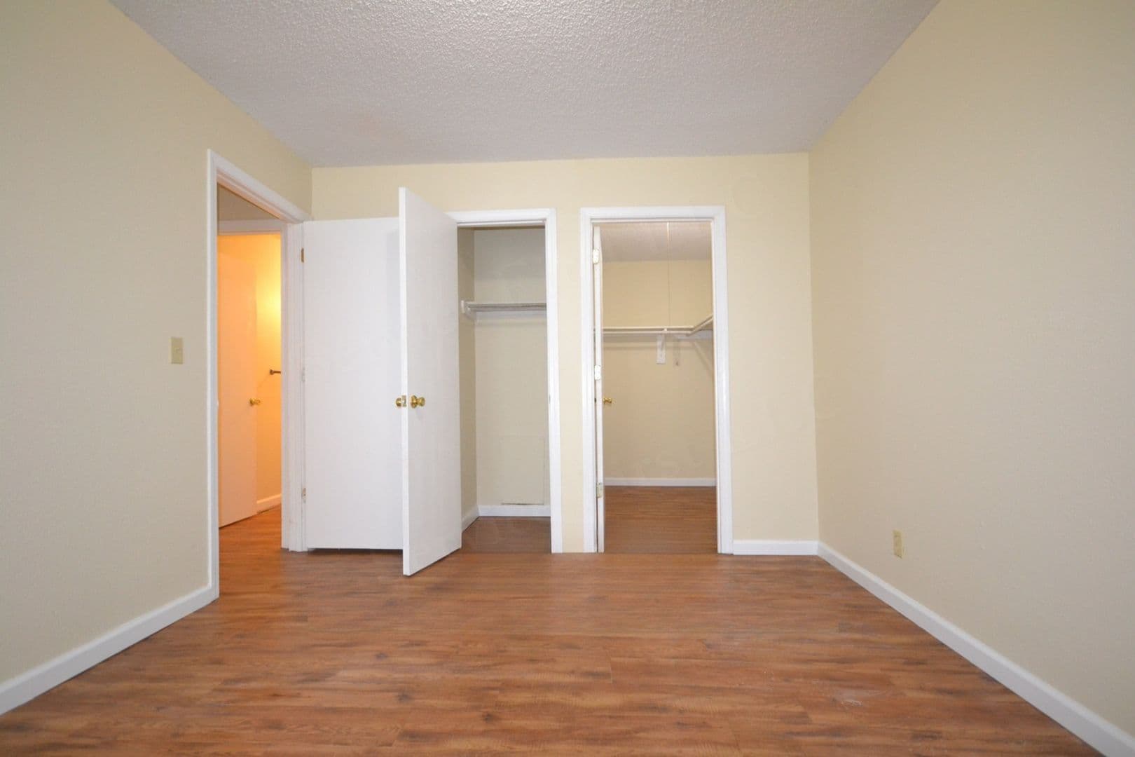 Bolivar Apartment: 915 W College
