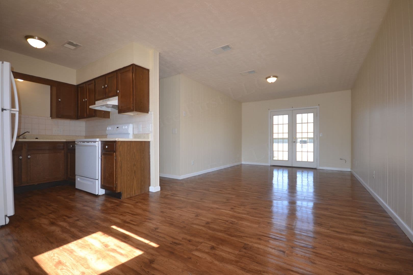 Bolivar Apartment: 215 W. South Street