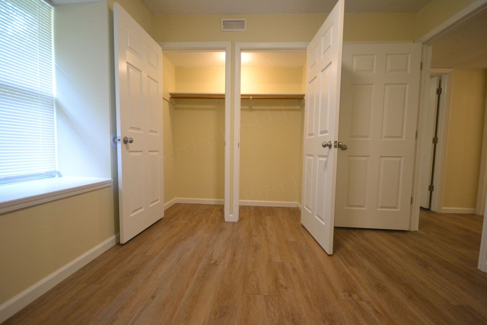 Branson Apartment: 406 Judy St