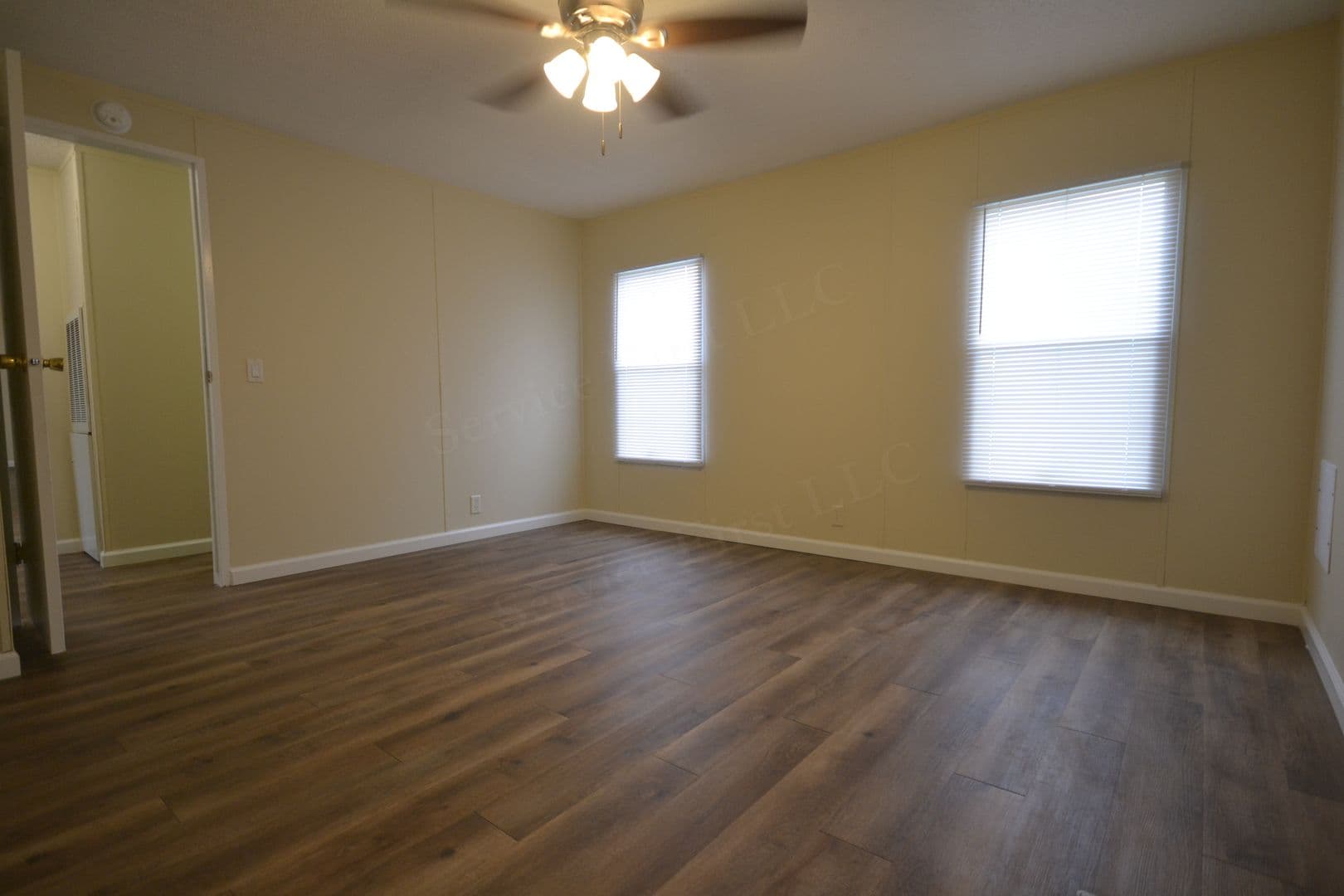 Bolivar Apartment: 873 E 420th Rd