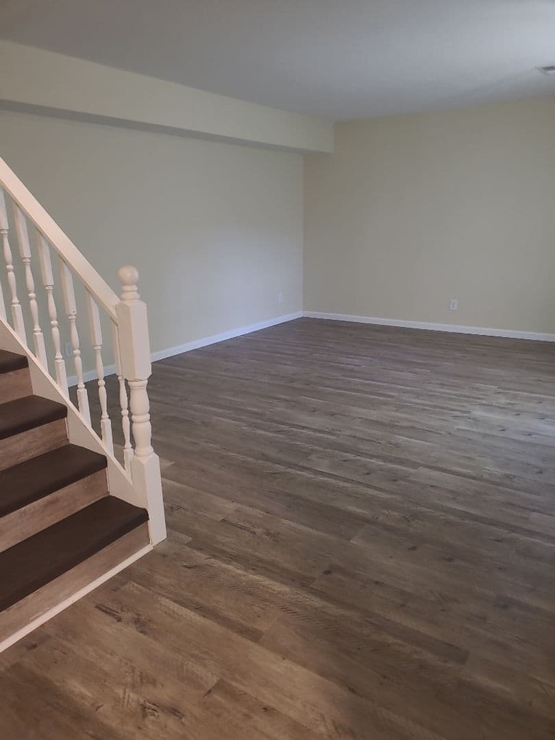Dexter Apartment: 501 W Fannetta - 07