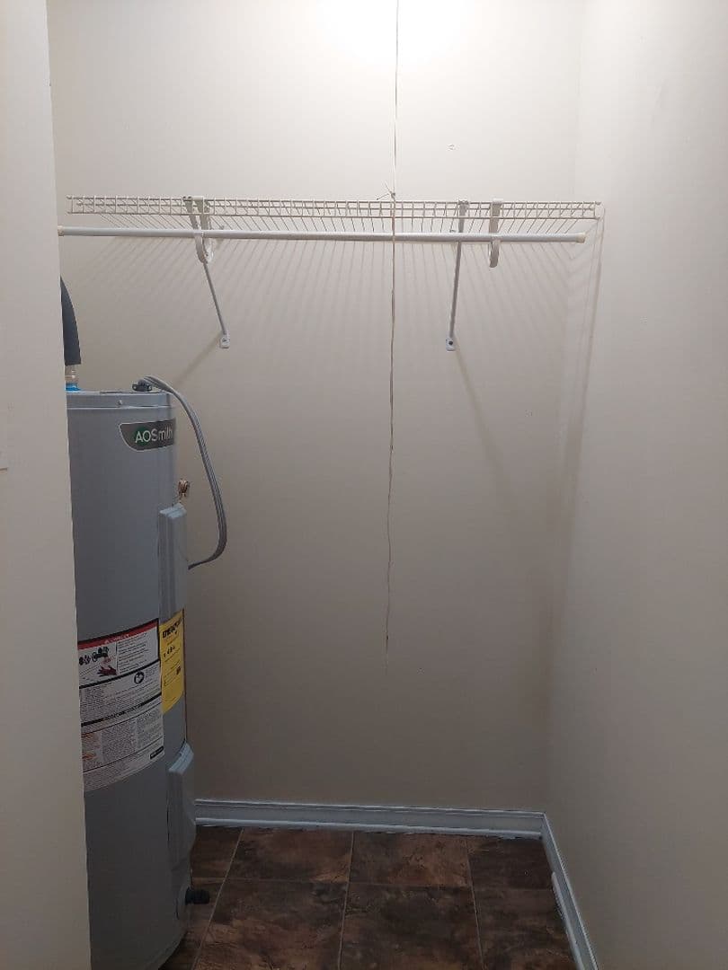 Ashland Apartment: 200 Church St
