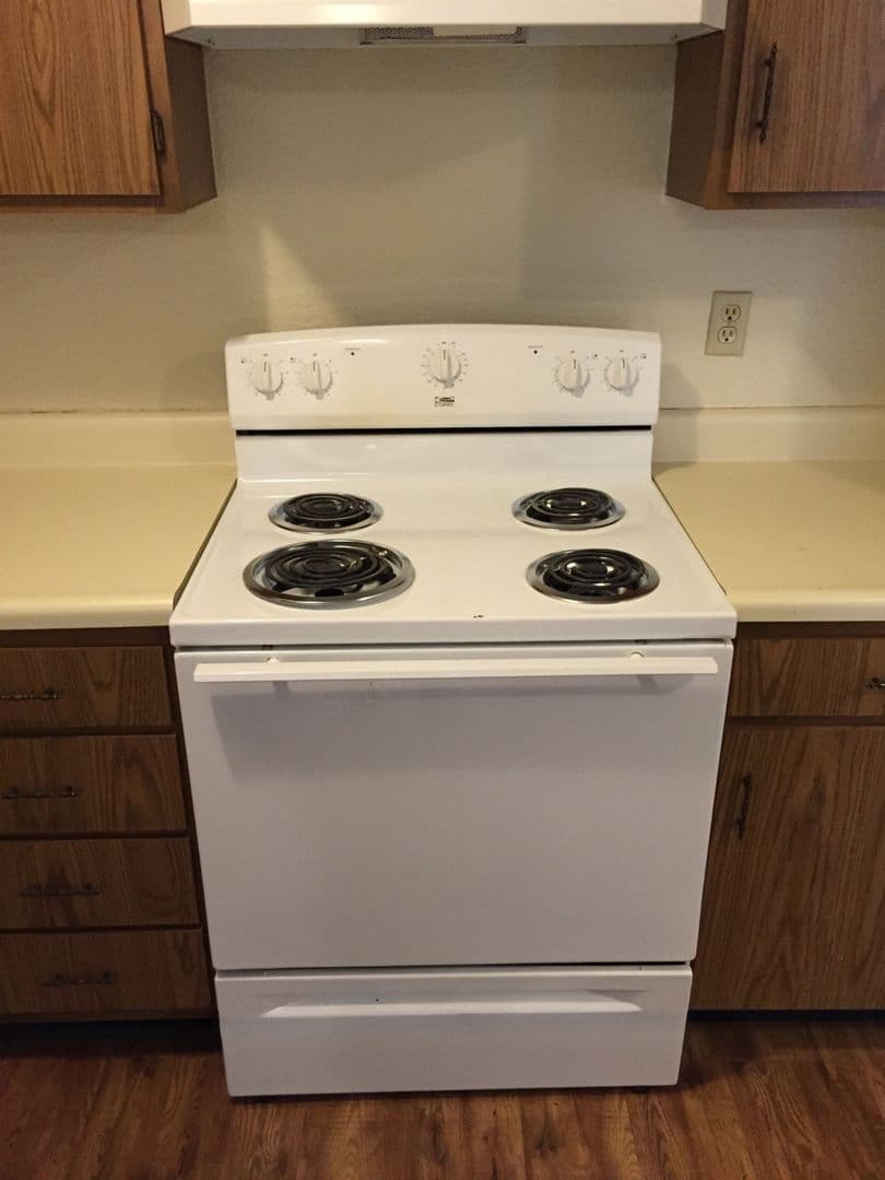 Bolivar Apartment: 915 W College