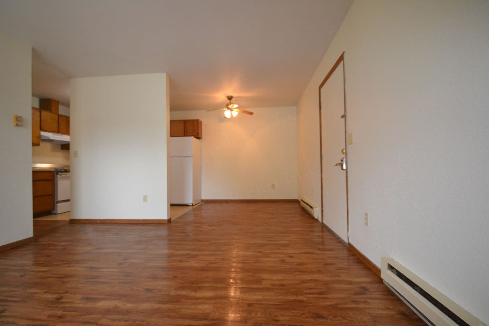 Marshfield Apartment: 511 Church St