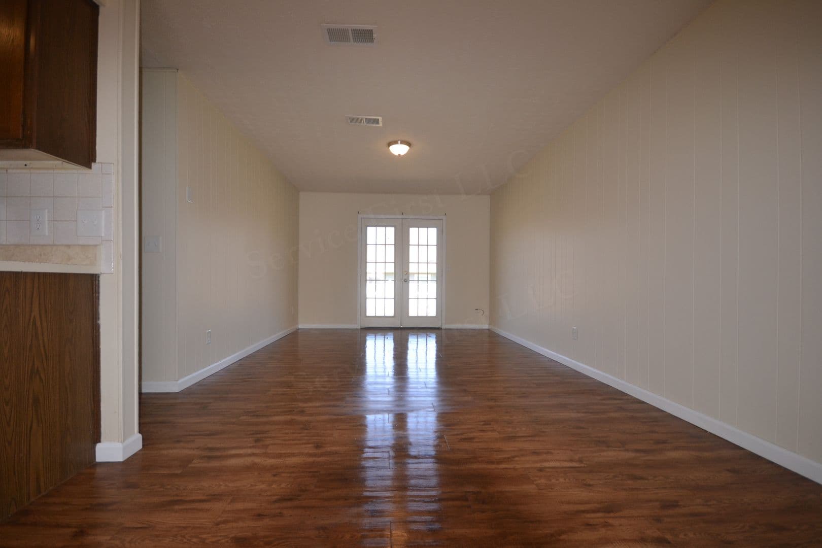 Bolivar Apartment: 215 W. South Street