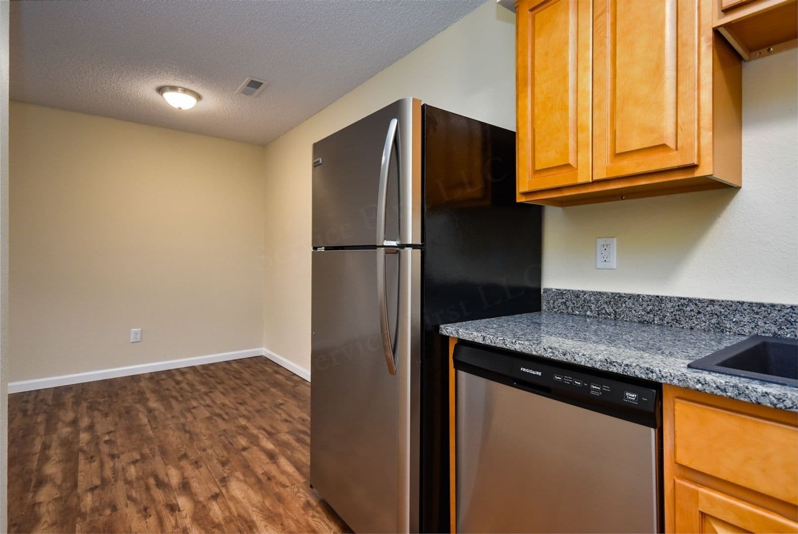 Branson Apartment: 407 Judy St