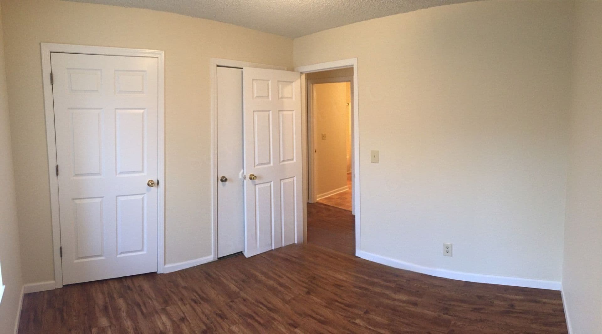 Bolivar Apartment: 915 W College