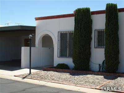 Tucson House: 760 S. Calle Del Sol